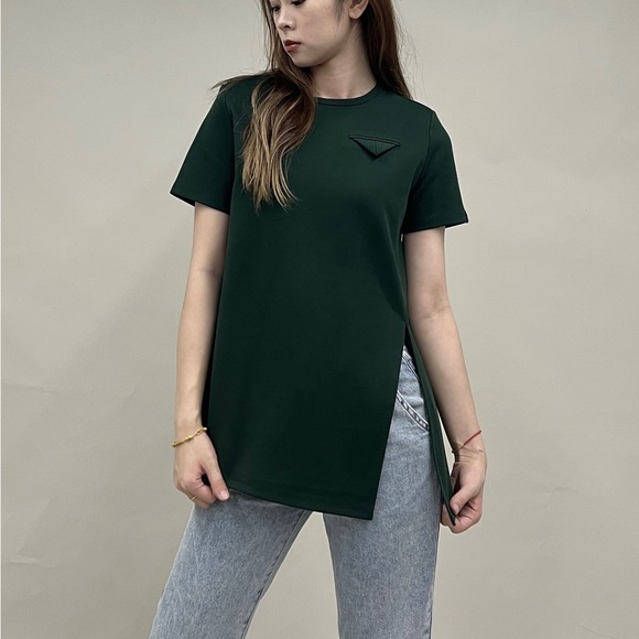 T-Shirt - Picture 5 of 9